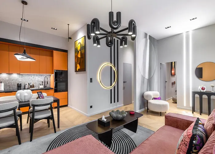 K21 Luxury I I Free Parking *
