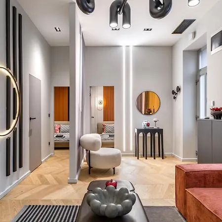 Gatsby Luxury By Chivi #freeparking Apartment