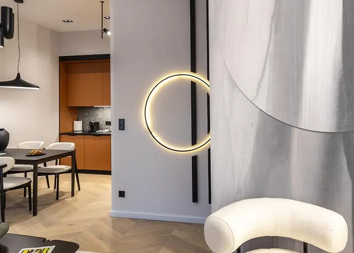 K21 Luxury I I Free Parking Apartment